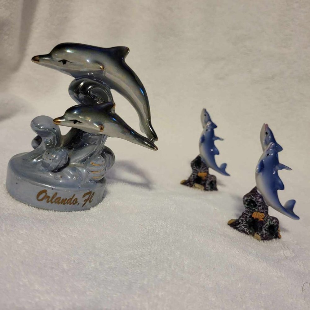 Dolphins, Set of Figurines